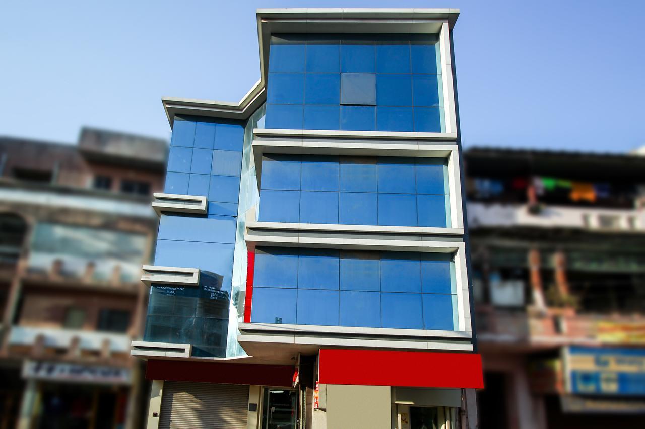 New Rajdhani Hotel Vadodara Esterno foto