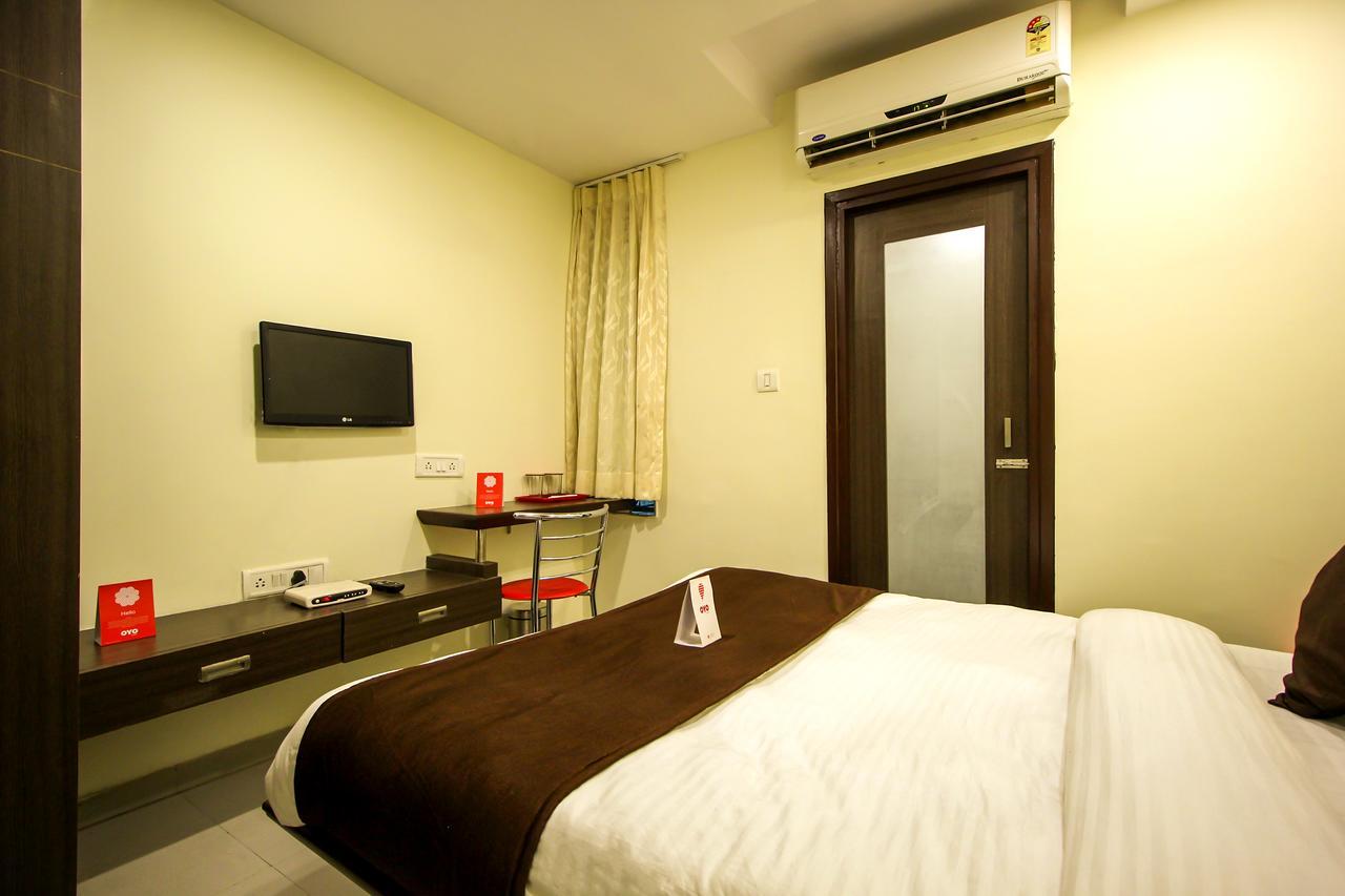 New Rajdhani Hotel Vadodara Esterno foto