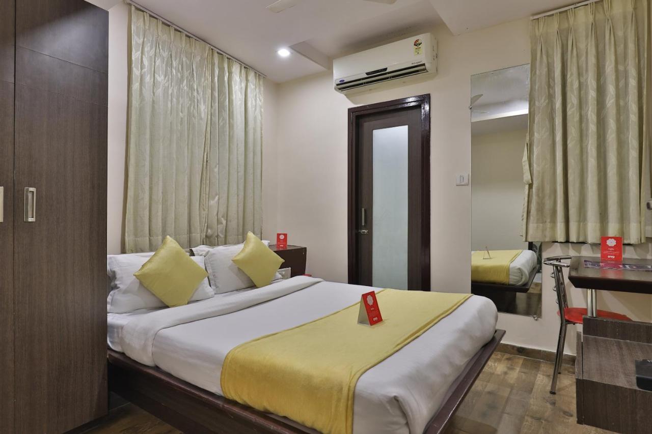 New Rajdhani Hotel Vadodara Esterno foto